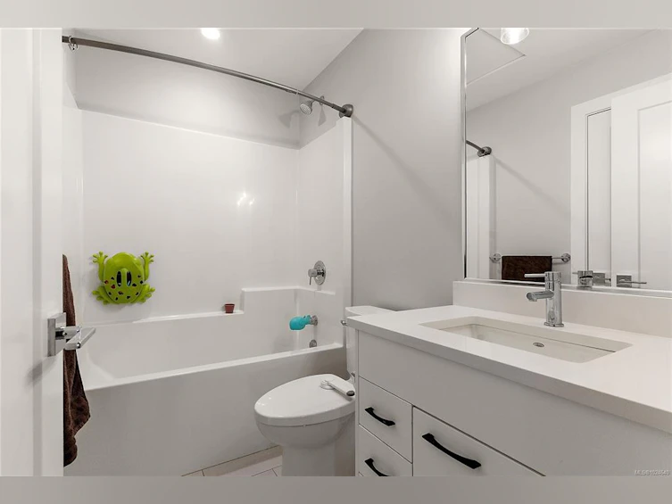 2812 Lunar Court, Langford, BC, V9B 4M2 - 25