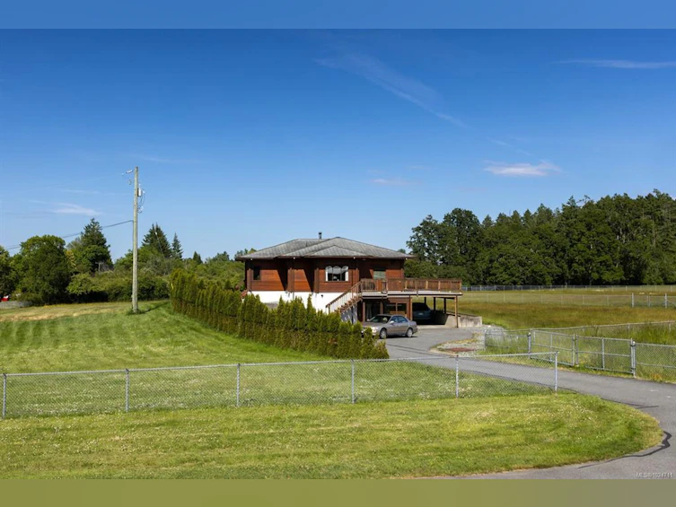 9775 West Saanich Road, North Saanich, BC, V8L 5T5 - 11