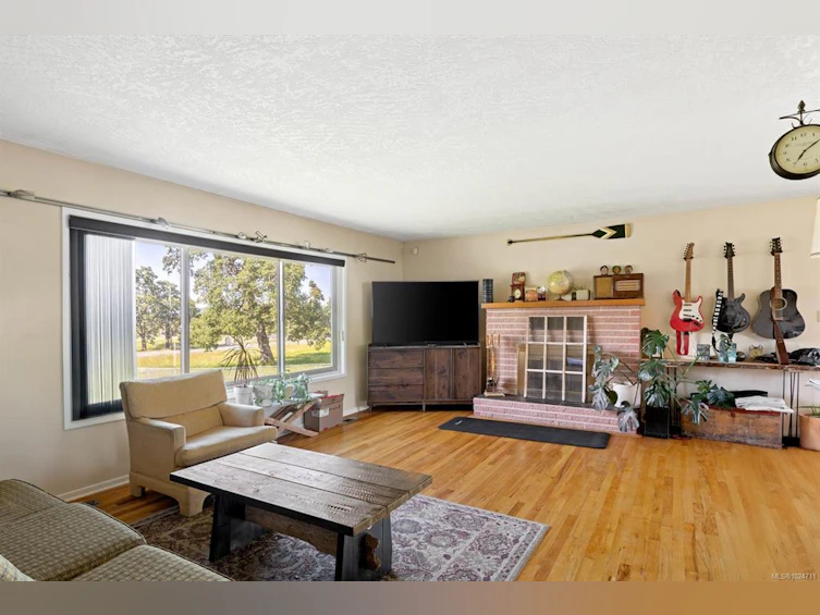 9775 West Saanich Road, North Saanich, BC, V8L 5T5 - 36
