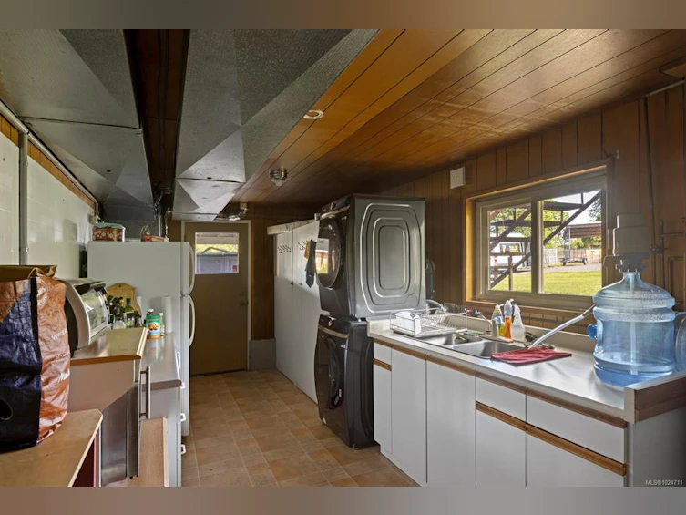 9775 West Saanich Road, North Saanich, BC, V8L 5T5 - 43