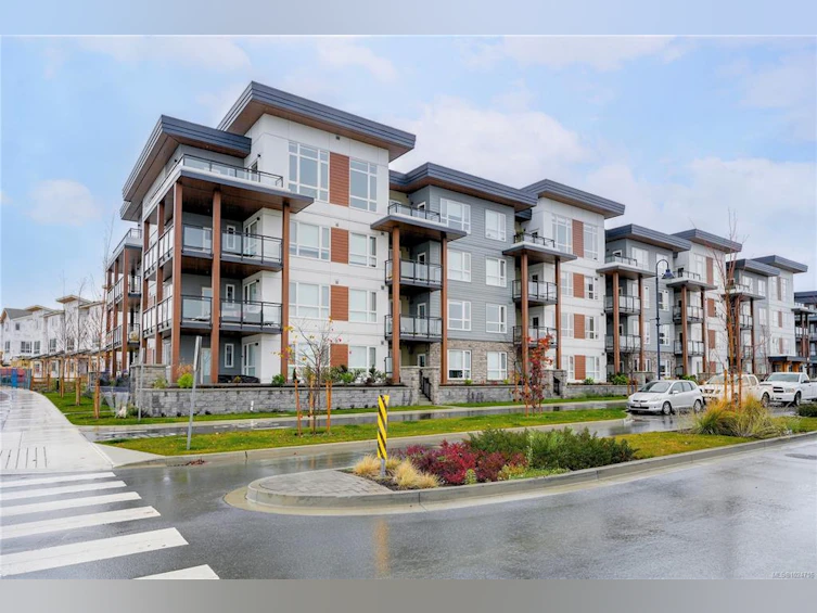 413-3564B Ryder Hesjedal Way, Colwood, BC, V9C 3A1