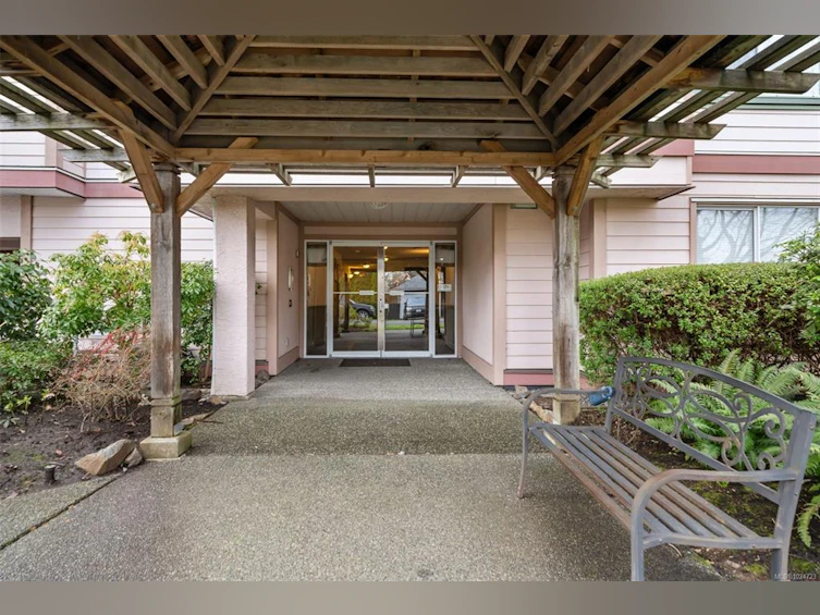 106-3724 Harriet Road, Saanich, BC, V8Z 3T2 - 20
