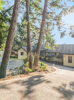 2405 Chain Way