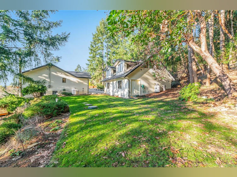 2405 Chain Way, Nanoose, BC, V9P 9G2 - 47