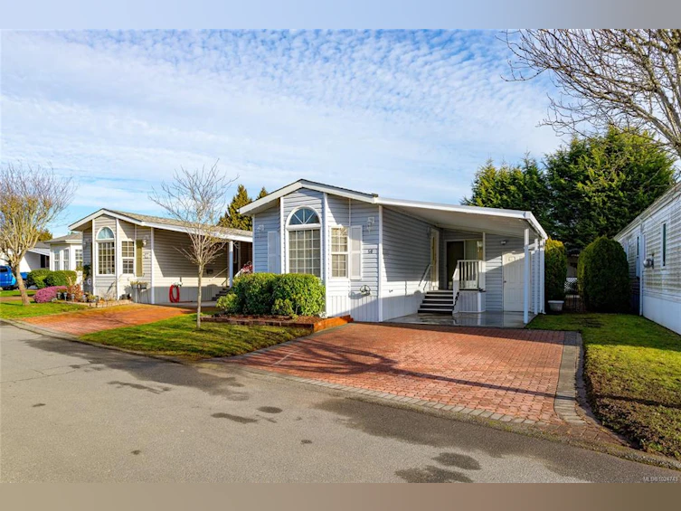 50-7583 Central Saanich Road, Central Saanich, BC, V8M 2B6 - 33