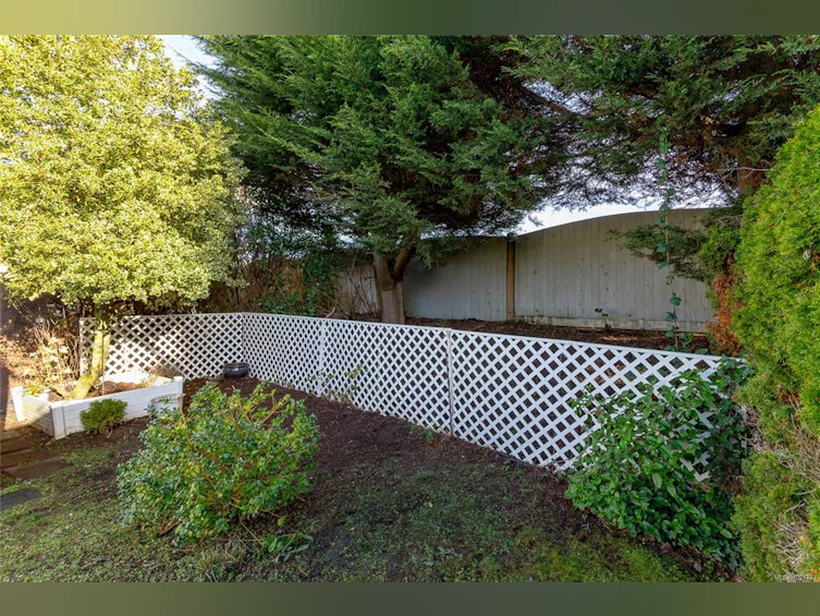 50-7583 Central Saanich Road, Central Saanich, BC, V8M 2B6 - 31