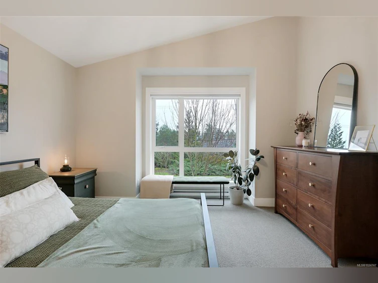 7864 Lochside Drive, Central Saanich, BC, V8M 0B9 - 12