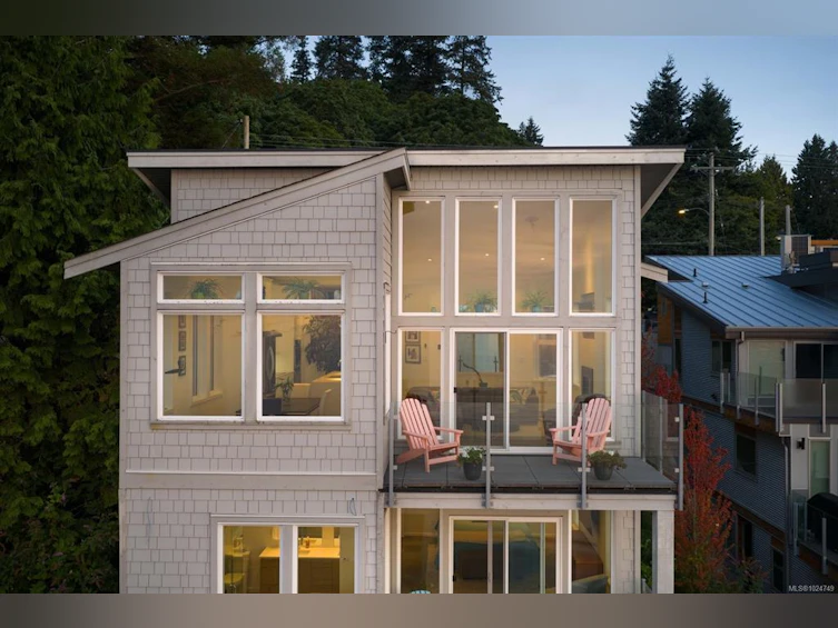 5009 Cordova Bay Road, Saanich, BC, V8Y 2K1 - 7