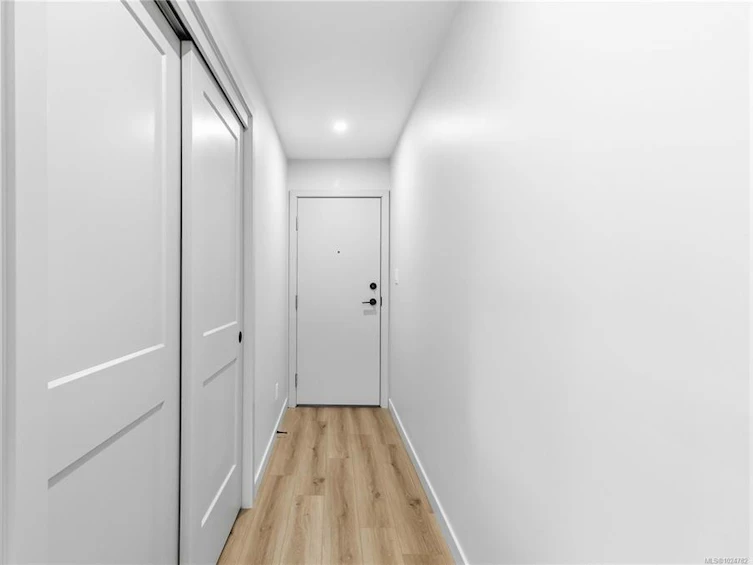 6-1789 Emerson Street, Victoria, BC, V8R 2C2 - 6