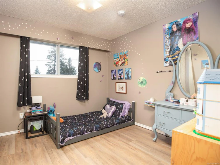 1920 Cougar Crescent, Comox, BC, V9M 2K5 - 11