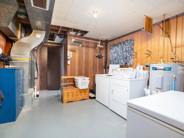 1920 Cougar Crescent, Comox, BC, V9M 2K5 - 16