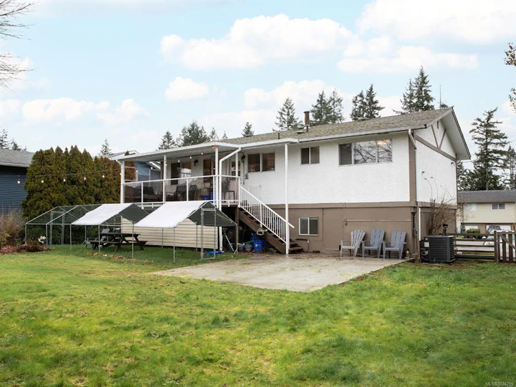 1920 Cougar Crescent, Comox, BC, V9M 2K5 - 2