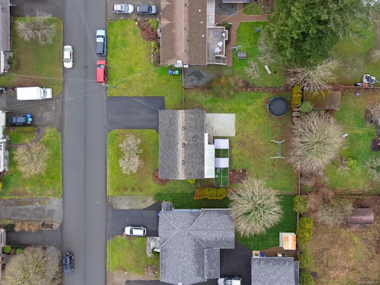1920 Cougar Crescent, Comox, BC, V9M 2K5 - 4