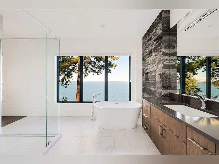 4599 Cordova Bay Road, Saanich, BC, V8Y 2K1 - 56