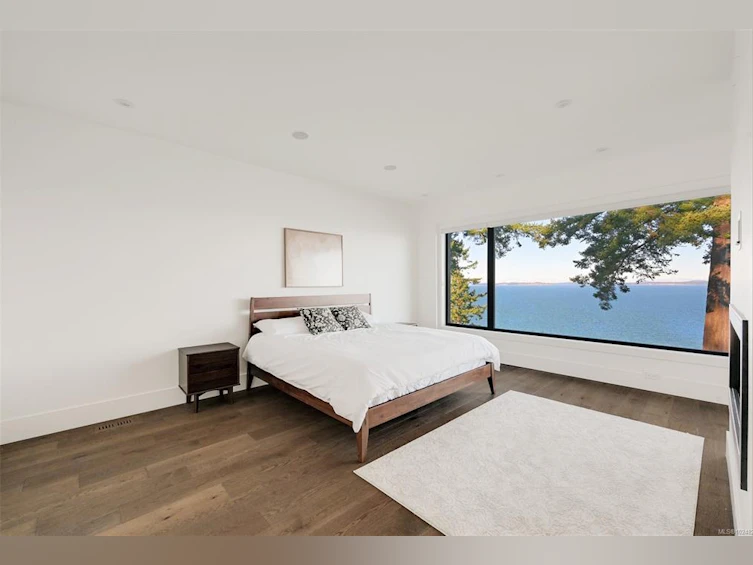 4599 Cordova Bay Road, Saanich, BC, V8Y 2K1 - 47