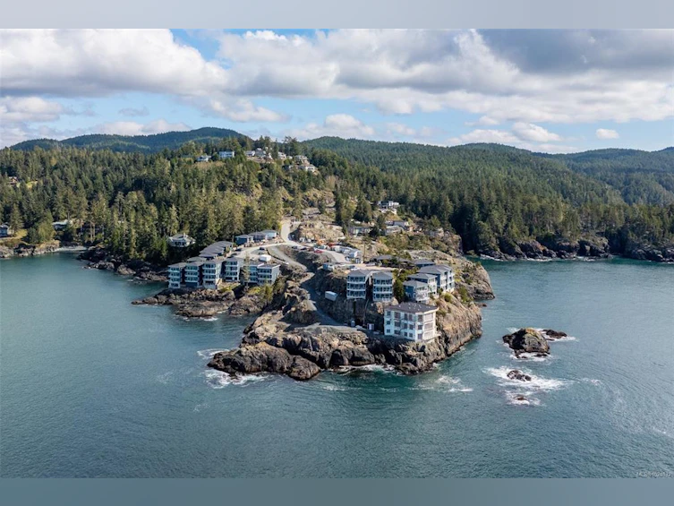 13B-1000 Sookepoint Place, Sooke, BC, V9Z 1L8 - 38