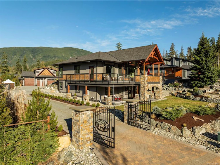 7343 Lakefront Place, Lake Cowichan, BC, V0R 2G1