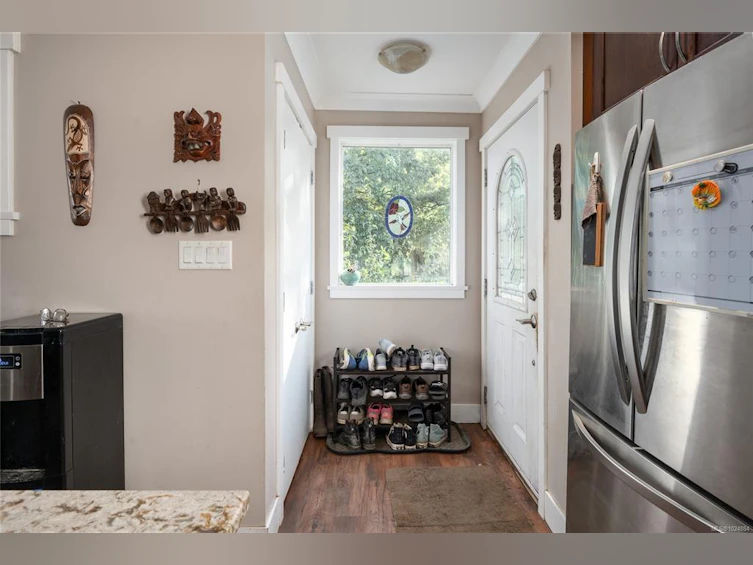 7727 Superior Road, Nanaimo, BC, V0R 2H0 - 7