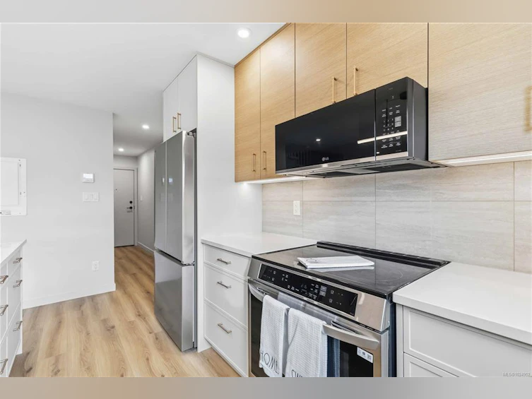5-1789 Emerson Street, Victoria, BC, V8R 2C2 - 18