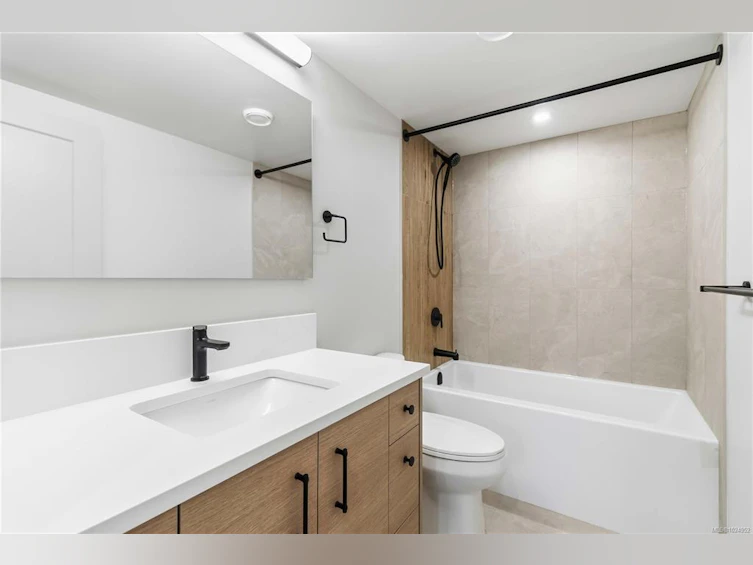 5-1789 Emerson Street, Victoria, BC, V8R 2C2 - 40