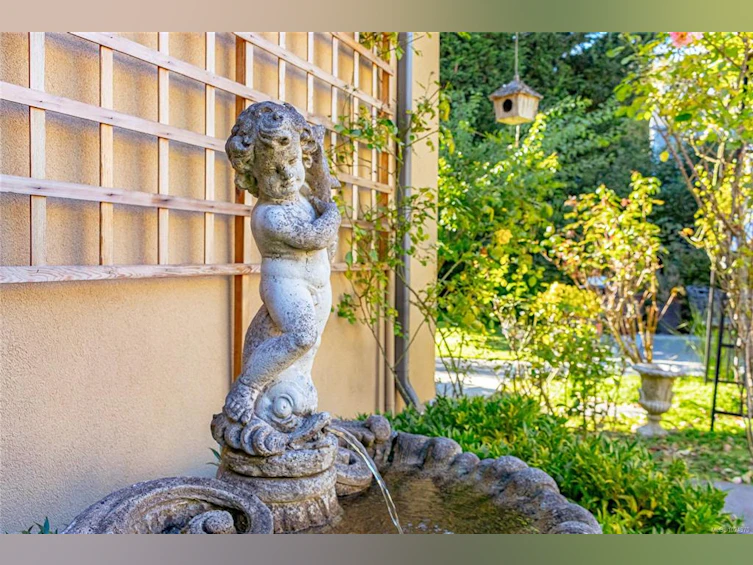 1082 Newport Avenue, Oak Bay, BC, V8S 5E3 - 38