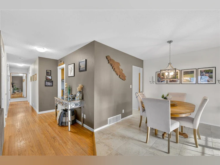 7257 Kristin Place, Central Saanich, BC, V8M 1J4 - 7