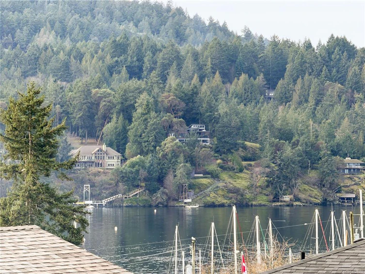 7257 Kristin Place, Central Saanich, BC, V8M 1J4 - 3