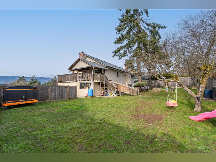 7257 Kristin Place, Central Saanich, BC, V8M 1J4 - 43