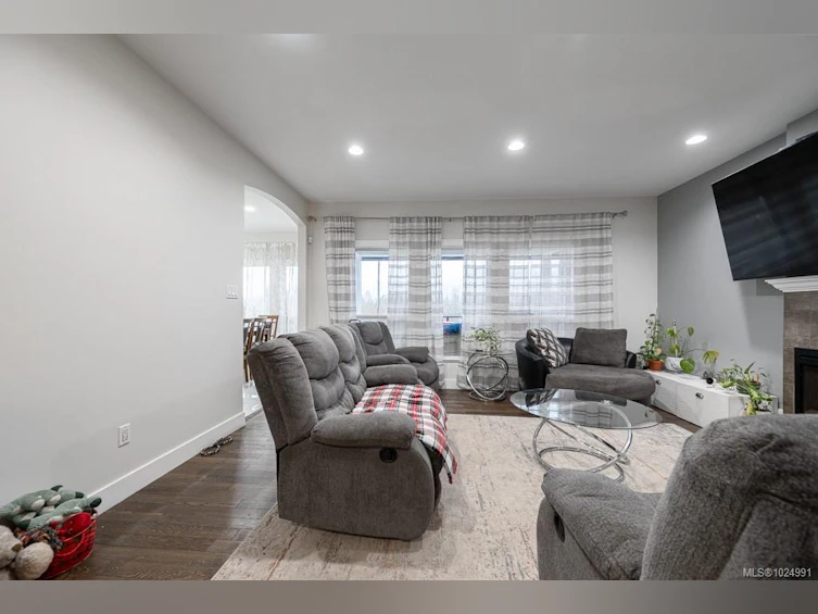 497 Poets Trail Drive, Nanaimo, BC, V9R 7C5 - 5