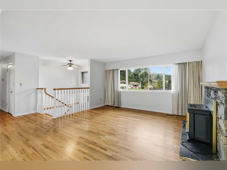 3058 Carola Place, Colwood, BC, V9C 1N1 - 5