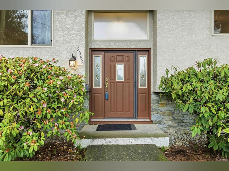 3058 Carola Place, Colwood, BC, V9C 1N1 - 3