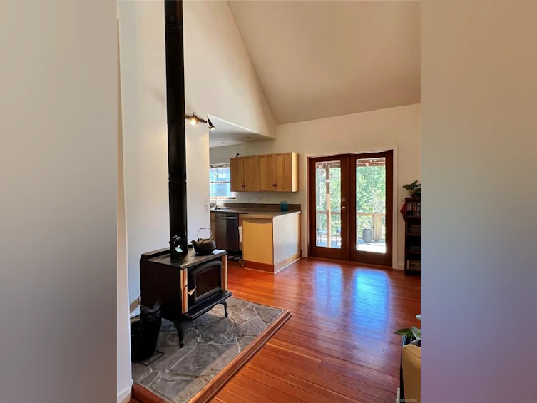 231 Halibut Hill Road, Mudge Island, BC, V0R 1X6 - 15