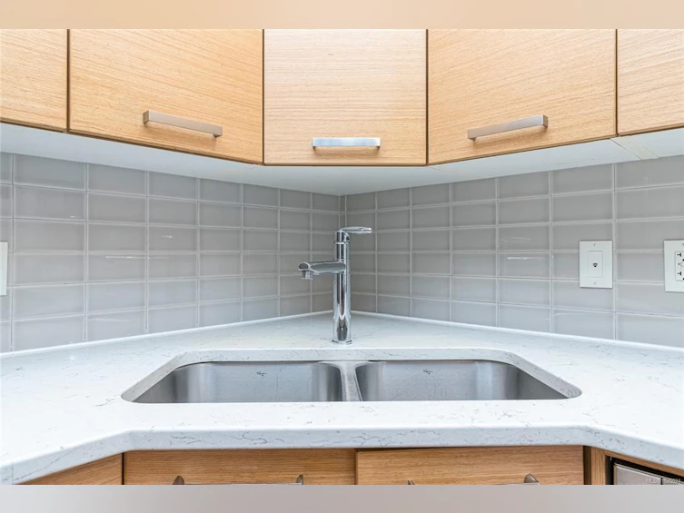 105-2733 Peatt Road, Langford, BC, V9B 3V2 - 12