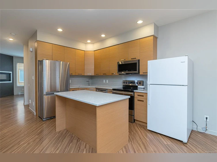105-2733 Peatt Road, Langford, BC, V9B 3V2 - 10