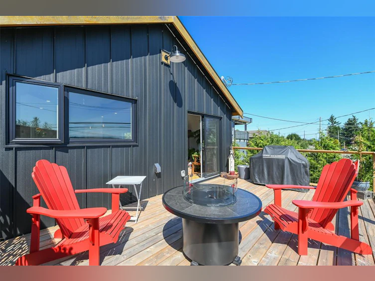 5693 S Island Highway, Union Bay, BC, V0R 3B0 - 40
