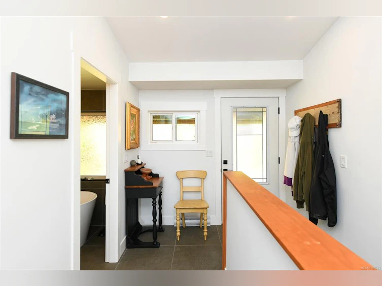 5693 S Island Highway, Union Bay, BC, V0R 3B0 - 49