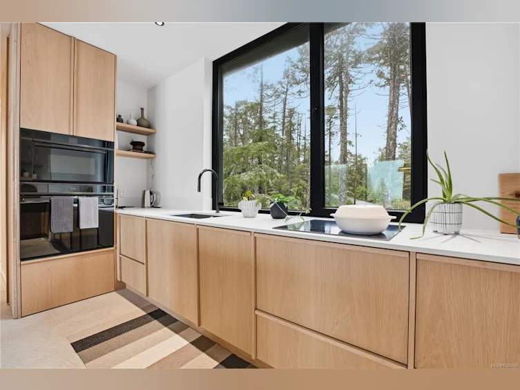 828 Odyssey Lane, Ucluelet, BC, V0R 3A0 - 32