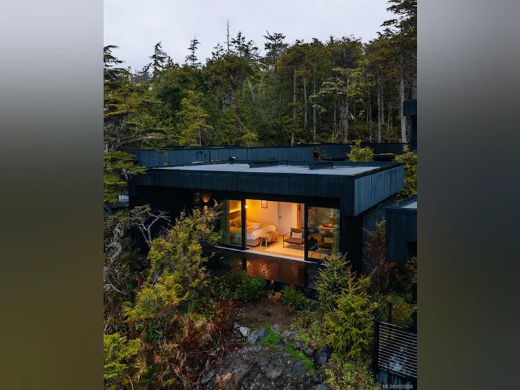 828 Odyssey Lane, Ucluelet, BC, V0R 3A0 - 9