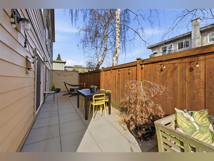 104-1166 Rockland Avenue, Victoria, BC, V8V 3H7 - 22