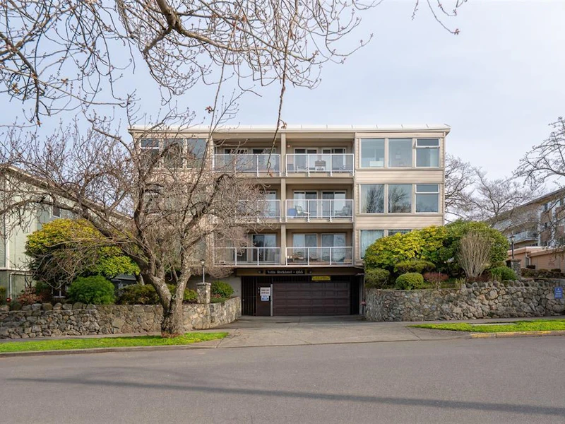 104 - 1166 Rockland Avenue, Victoria BC V8V 3H7