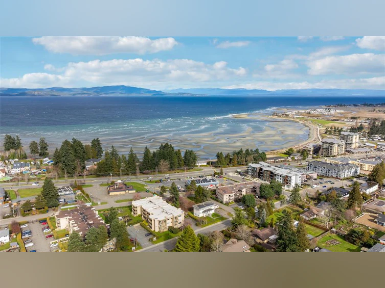 380 W Hirst Avenue, Parksville, BC, V9P 1K4 - 60