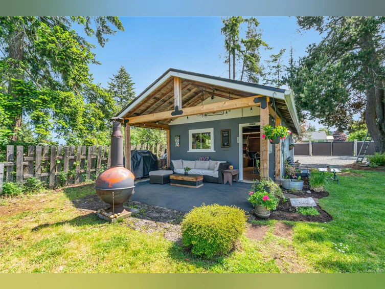 380 W Hirst Avenue, Parksville, BC, V9P 1K4 - 36