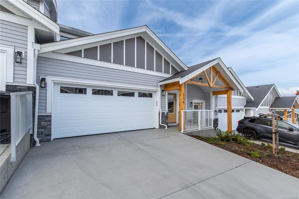 116-3257 Woodrush Drive - 3