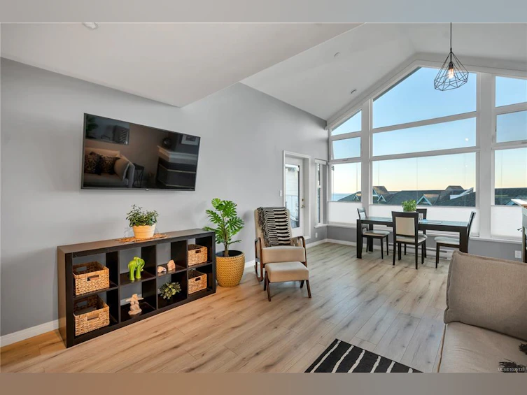 407-350 S Island Highway, Campbell River, BC, V9W 1A5 - 2