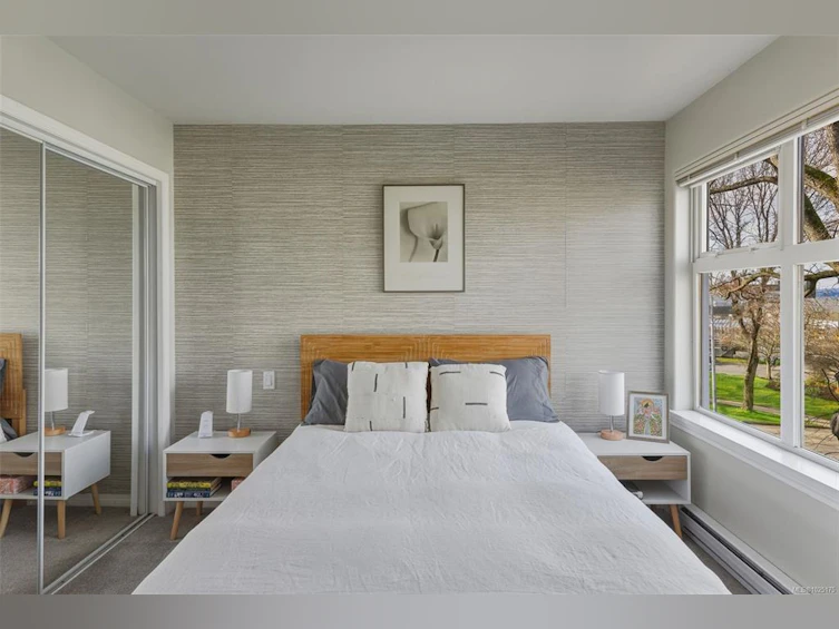 13-60 Dallas Road, Victoria, BC, V8V 1A2 - 13