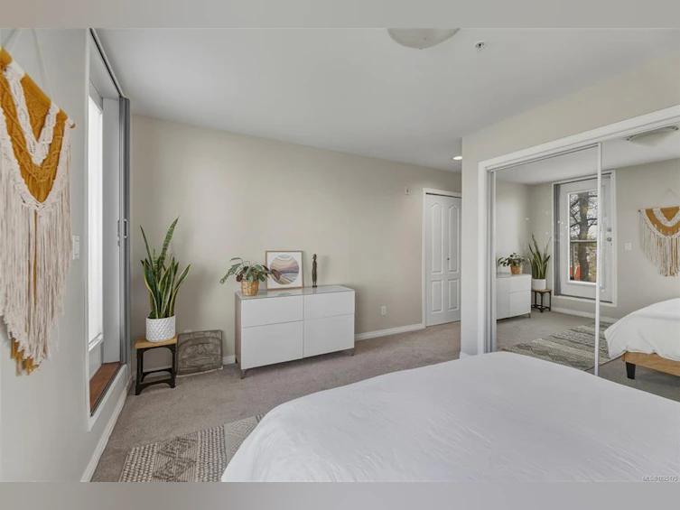 13-60 Dallas Road, Victoria, BC, V8V 1A2 - 12