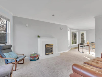 A-142 St. Lawrence Street - 5