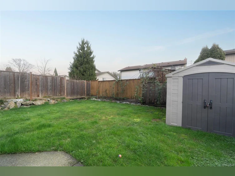 4247 Pullet Place, Saanich, BC, V8X 5J2 - 26
