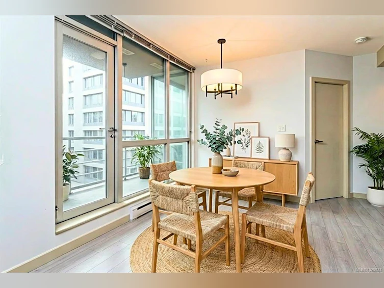 406-732 Cormorant Street, Victoria, BC, V8W 4A5 - 6