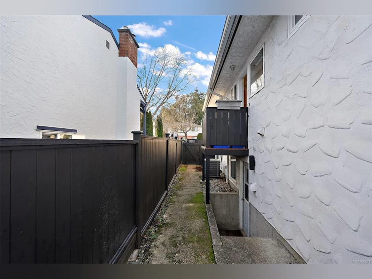 727 Porter Road, Esquimalt, BC, V9A 5W7 - 34